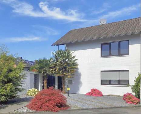 Foto - Haus zum Kaufen in Mönchengladbach-Pongs 398.000,00 € 125 m²