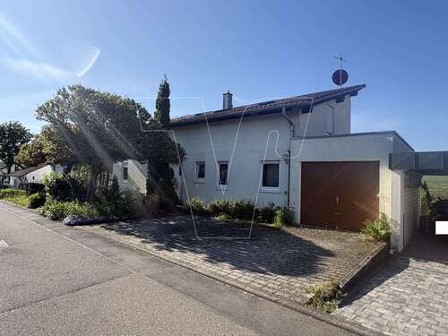Foto - Haus zum Kaufen in Oppenweiler 615.000,00 € 216 m²