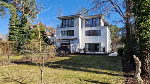 Foto - Haus zum Kaufen in Kleinmachnow 1.545.000,00 € 197 m²