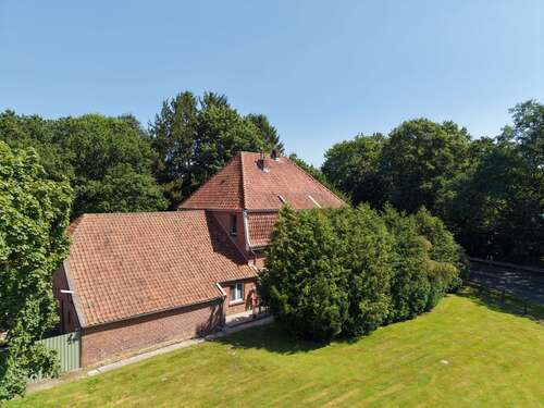 Foto - Haus zum Kaufen in Westoverledingen 225.000,00 € 195 m²