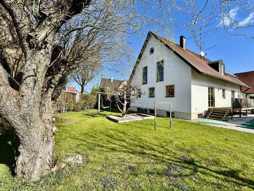 Foto - Haus zum Kaufen in Landshut-Münchnerau 899.000,00 € 164 m²