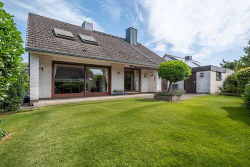 Foto - Haus zum Kaufen in Uetersen 342.000,00 € 127 m²