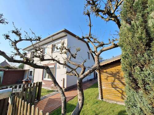 Foto - Haus zum Kaufen in Schortens 165.000,00 € 120 m²