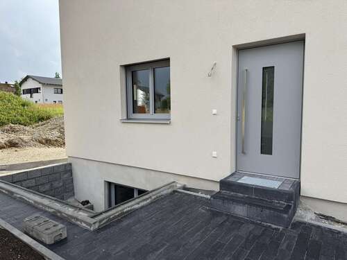 Foto - Wohnung zum Mieten in Ottenhofen 900,00 € 50 m²