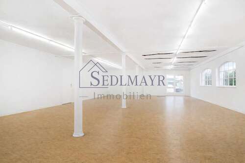 Foto - Einzelhandel in Andechs 1.950,00 € 261 m²
