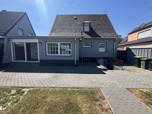 Foto - Haus zum Kaufen in Düren 425.000,00 € 120 m²