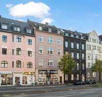 Haus zum Kaufen in Düsseldorf 1.700.000,00 € 570 m²