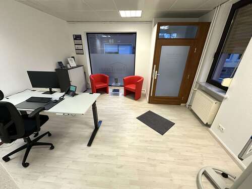 Foto - Büro in Hanau 350,00 € 25 m² - 350,00&nbsp;EUR Kaltmiete, ca.&nbsp; 25,00&nbsp;m&sup2;