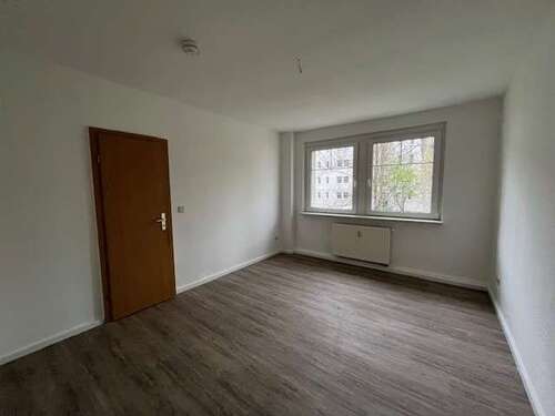Foto - Wohnung zum Mieten in Zwickau 299,00 € 50 m²