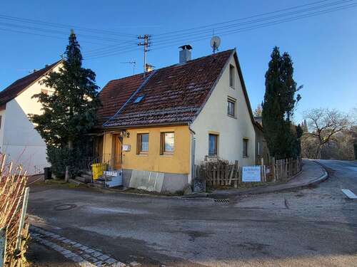 Foto - Haus zum Kaufen in Großerlach- Neufürstenhütte 150.000,00 € 127 m²