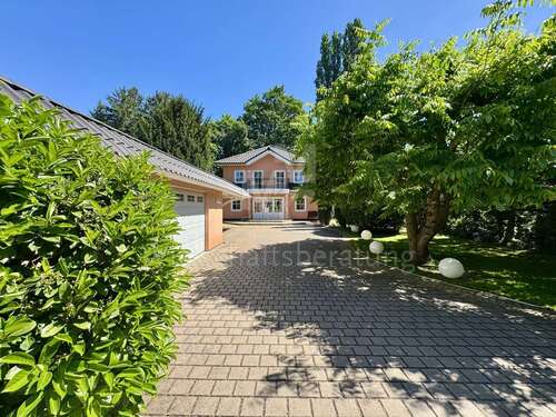 Foto - Haus zum Kaufen in Hannover Kirchrode 1.600.000,00 € 185 m²