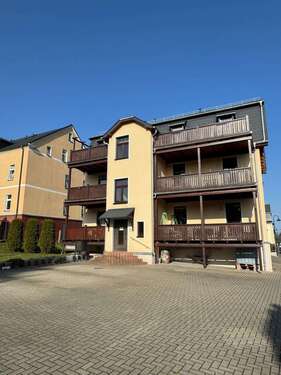Foto - Wohnung zum Mieten in Oelsnitz 815,00 € 130 m²