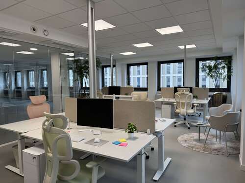 Foto - Büro in Köln 1.980,00 € 620 m² - 1.980,00&nbsp;EUR Kaltmiete, ca.&nbsp; 620,00&nbsp;m&sup2;