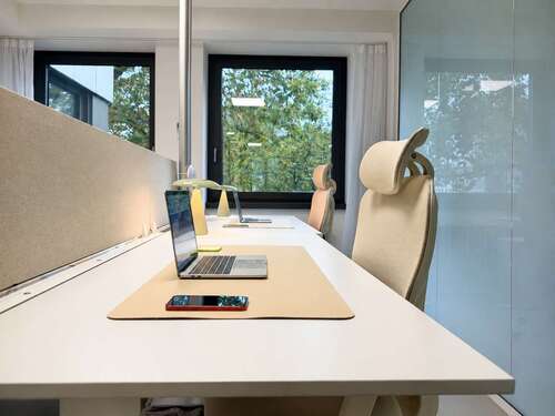 Foto - Büro in Köln 599,00 € 620 m² - 599,00&nbsp;EUR Kaltmiete, ca.&nbsp; 620,00&nbsp;m&sup2;