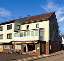 Haus zum Kaufen in Freisen 199.000,00 € 321 m²