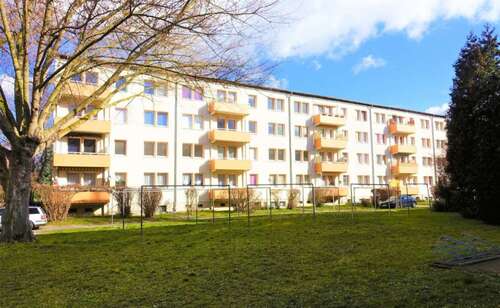 Foto - Wohnung zum Mieten in Braunsbedra 368,00 € 61.1 m²