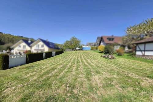 Foto - Grundstück zu verkaufen in Eitorf 154.999,00 € 850.26 m²