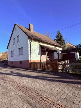 Foto - Haus zum Kaufen in Bottenbach 169.000,00 € 90 m²