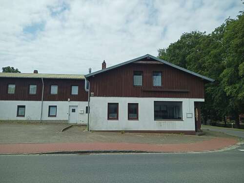 Foto - Haus zum Kaufen in Albersdorf 199.000,00 € 191.5 m²