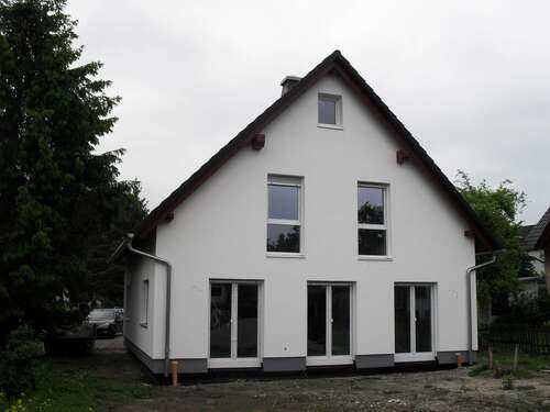 Foto - Haus zum Kaufen in Böhlen 242.500,00 € 158 m²