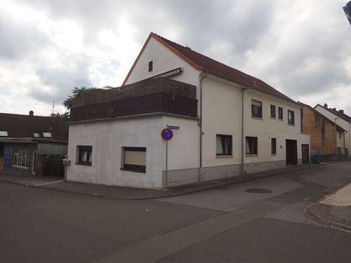 Foto - Haus zum Kaufen in Zweibrücken 245.000,00 € 200 m²