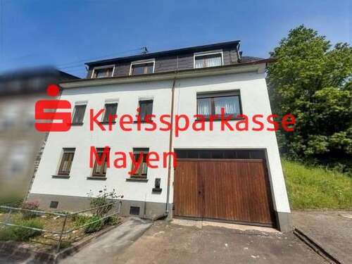 Foto - Haus zum Kaufen in Hatzenport 139.000,00 € 150 m²
