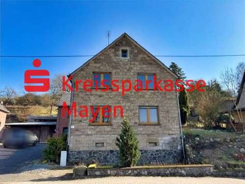 Foto - Haus zum Kaufen in Weibern 99.000,00 € 130 m²