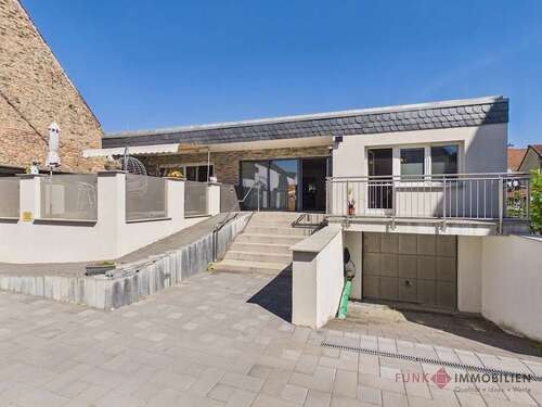 Foto - Haus zum Kaufen in Büttelborn Klein-Gerau 769.000,00 € 198 m²