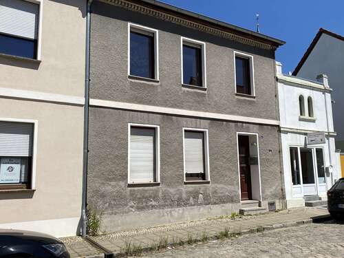 Foto - Haus zum Kaufen in Zerbst Anhalt 54.000,00 € 70 m²