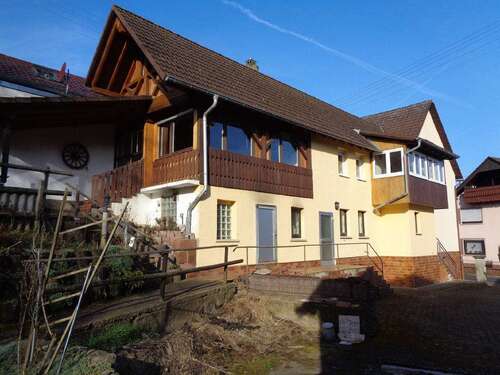 Foto - Haus zum Kaufen in Freudenberg-Rauenberg 225.000,00 € 212 m²