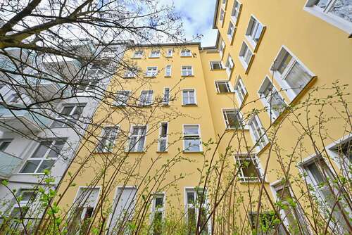 Foto - Haus zum Kaufen in Berlin 2.870.000,00 € 979.52 m²