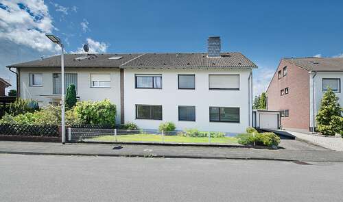 Foto - Haus zum Kaufen in Monheim am Rhein 649.000,00 € 192.42 m²