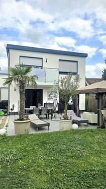 Foto - Haus zum Kaufen in Römerberg 695.000,00 € 197 m²