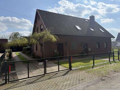 Foto - Haus zum Kaufen in Ganderkesee 298.000,00 € 186 m²