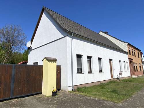 Foto - Haus zum Kaufen in Coswig (Anhalt) OT Möllensdorf 119.000,00 € 100 m²