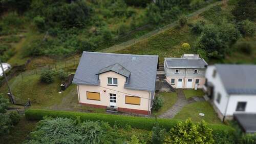 Foto - Haus zum Kaufen in Burkhardtsdorf 133.000,00 € 120 m²