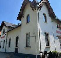 Haus zum Kaufen in Neumark 280.000,00 € 227 m²