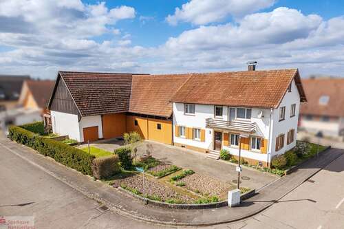 Foto - Haus zum Kaufen in Lichtenau 435.000,00 € 176 m²