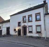 Haus zum Kaufen in Mettlach 199.000,00 € 180 m²