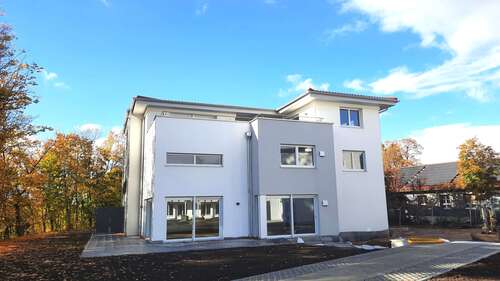 Foto - Haus zum Mieten in Unterföhring 5.900,00 € 337 m²