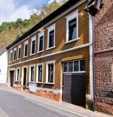 Foto - Haus zum Kaufen in Hardenburg Bad Dürkheim 349.000,00 € 222 m²