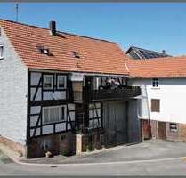 Haus zum Kaufen in Knüllwald 69.000,00 € 150 m²