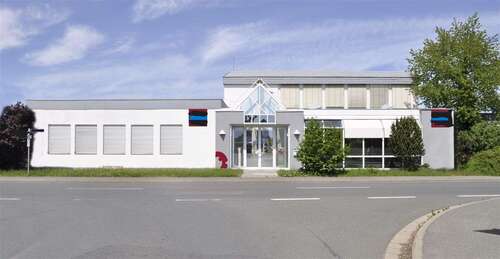 Foto - Halle in Michelau , Oberfr 1.996.300,00 € 9187 m²