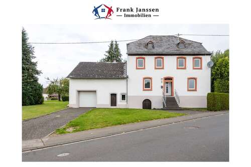 Foto - Haus zum Kaufen in Weinsheim 219.000,00 € 150 m²