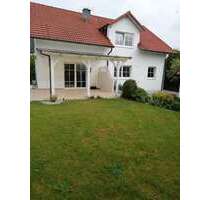 Haus zum Mieten in Eching 2.000,00 € 190 m²