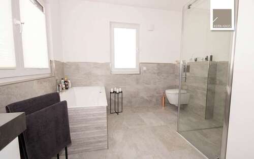 Foto - Haus zum Kaufen in Großröhrsdorf 489.597,01 € 140 m²