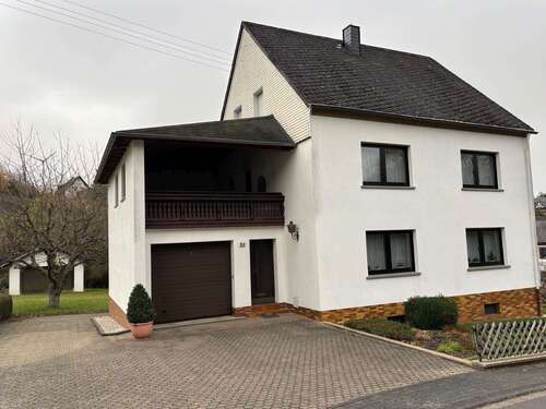 Foto - Haus zum Kaufen in Berglicht 182.000,00 € 162 m²