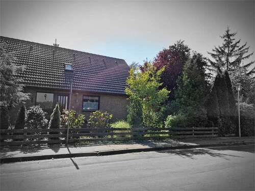 Foto - Haus zum Kaufen in Burgdorf 480.000,00 € 163.52 m²