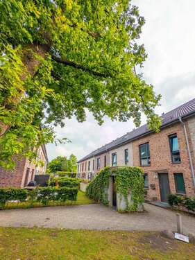 Foto - Haus zum Kaufen in Norderstedt 735.000,00 € 161.8 m²