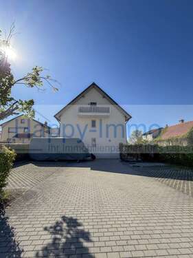 Foto - Haus zum Kaufen in Hallbergmoos 1.100.000,00 € 297 m²